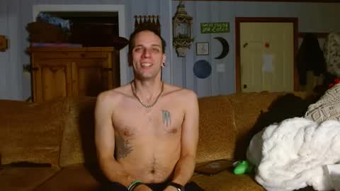 cguffey2284 online show from 01/04/25, 08:28