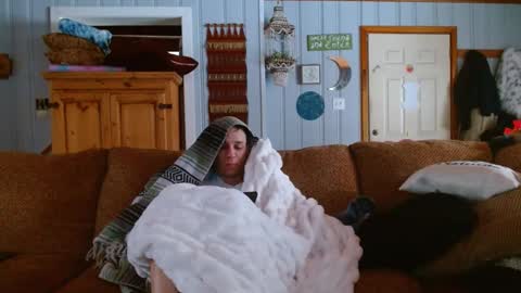 cguffey2284 online show from 01/04/25, 07:44