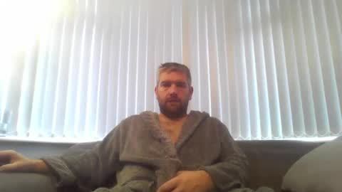 ch33ky85 online show from 12/10/24, 10:49