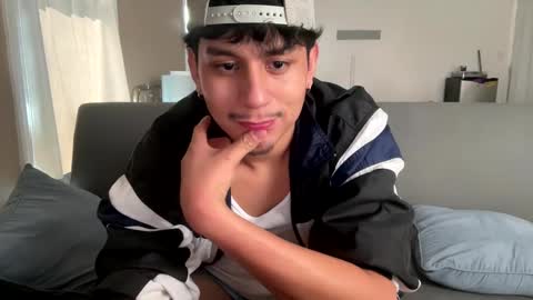 Kpapi online show from 03/11/25, 03:12