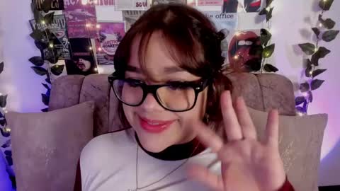 Snapshot of chaarlotte_1 chatting on 04/26/26, 12:47 charlotte online show from 04/26/26, 12:47