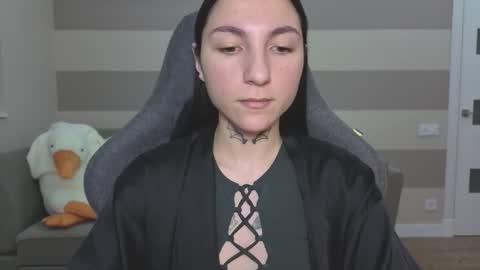 Kate online show from 09/23/25, 06:16