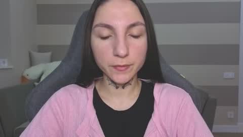 Kate online show from 02/27/26, 08:25