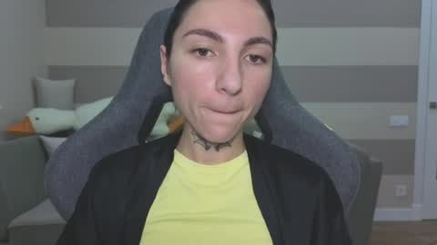 Kate online show from 06/19/26, 06:07