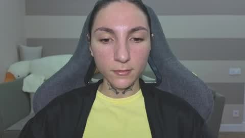 Kate online show from 07/16/26, 06:19