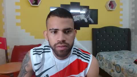 chacorta_ online show from 03/25/26, 12:44