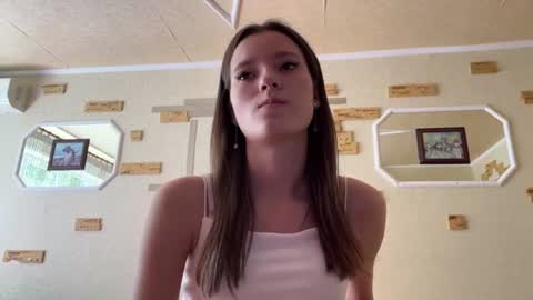 Snapshot of chaesoffel chatting on 06/10/26, 08:13 Luna online show from 06/10/26, 08:13