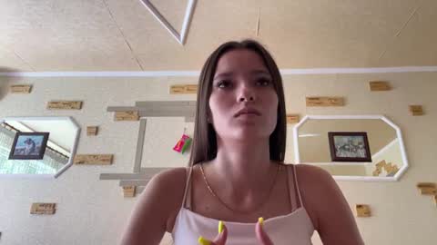 Snapshot of chaesoffel chatting on 06/11/26, 08:01 Luna online show from 06/11/26, 08:01