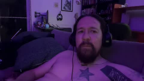 Snapshot of chalex2 chatting on 09/18/25, 11:29 chalex2 online show from 09/18/25, 11:29