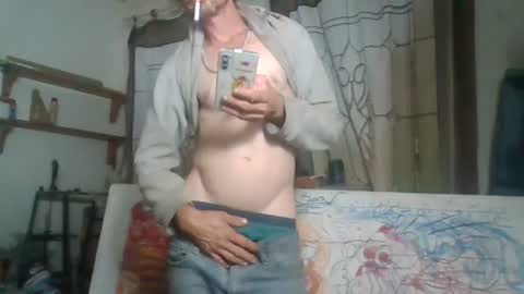 Snapshot of champ_rod chatting on 06/16/26, 04:48 Esly online show from 06/16/26, 04:48
