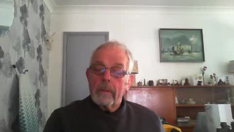 Snapshot of champers37 chatting on 04/22/26, 08:28 Champers online show from 04/22/26, 08:28