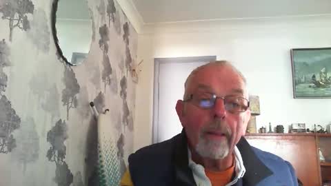 Snapshot of champers37 chatting on 04/25/26, 02:14 Champers online show from 04/25/26, 02:14