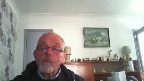 Snapshot of champers37 chatting on 05/18/26, 10:43 Champers online show from 05/18/26, 10:43