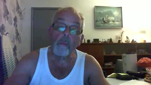 Snapshot of champers37 chatting on 05/28/26, 08:39 Champers online show from 05/28/26, 08:39