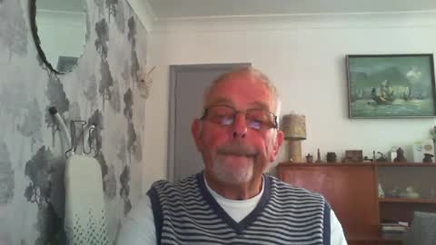 Snapshot of champers37 chatting on 07/04/26, 07:58 Champers online show from 07/04/26, 07:58