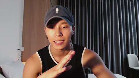 chan_pak online show from 12/09/24, 07:39