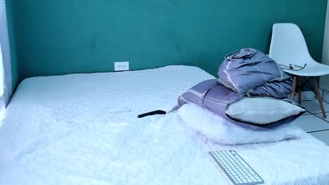 Snapshot of chandler_kenji chatting on 12/05/24, 06:00 Kenji online show from 12/05/24, 06:00