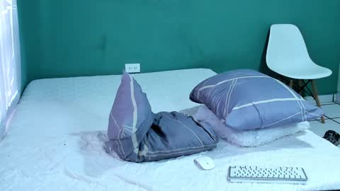 Snapshot of chandler_kenji chatting on 12/06/24, 07:01 Kenji online show from 12/06/24, 07:01