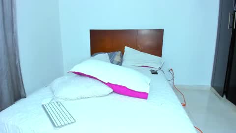 Snapshot of chandler_kenji chatting on 03/10/25, 05:22 Kenji online show from 03/10/25, 05:22