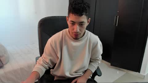 Snapshot of chandler_kenji chatting on 09/12/25, 12:05 Kenji online show from 09/12/25, 12:05