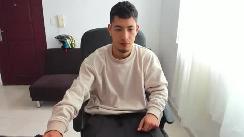 Snapshot of chandler_kenji chatting on 10/04/25, 04:27 Kenji online show from 10/04/25, 04:27