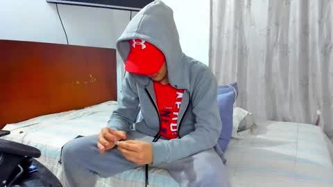 Snapshot of chandler_kenji chatting on 11/29/25, 01:41 Kenji online show from 11/29/25, 01:41