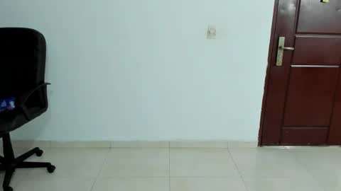 Snapshot of chandler_kenji chatting on 12/02/25, 01:11 Kenji online show from 12/02/25, 01:11