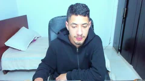 Snapshot of chandler_kenji chatting on 02/03/26, 01:15 Kenji online show from 02/03/26, 01:15