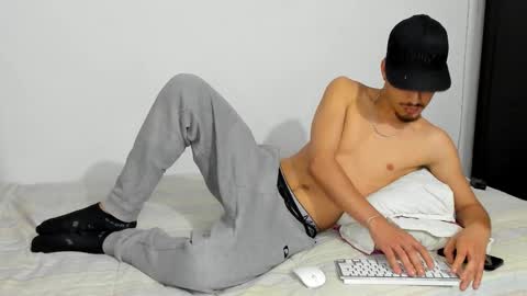 Snapshot of chandler_kenji chatting on 02/07/26, 12:14 Kenji online show from 02/07/26, 12:14