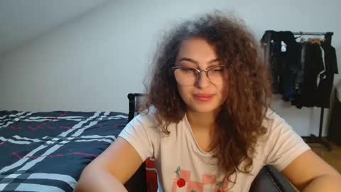 Stephanieblisss online show from 01/19/25, 10:06
