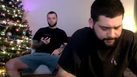 Snapshot of change340 chatting on 12/08/24, 01:13 TATS AND TANNED online show from 12/08/24, 01:13