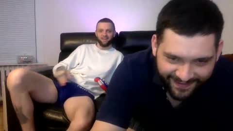 Snapshot of change340 chatting on 02/04/25, 01:56 TATS AND TANNED online show from 02/04/25, 01:56