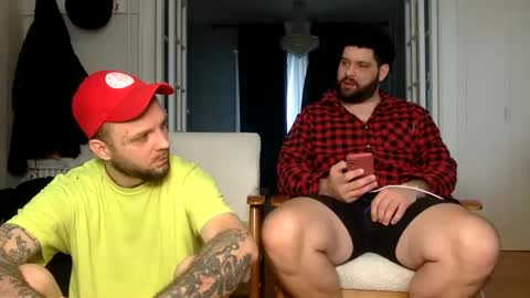 Snapshot of change340 chatting on 02/15/26, 02:58 TATS AND TANNED online show from 02/15/26, 02:58