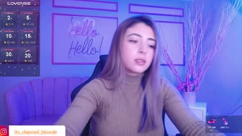 channel_blonde_a online show from 01/04/25, 07:34