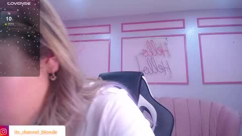 channel_blonde_a online show from 01/16/25, 05:01