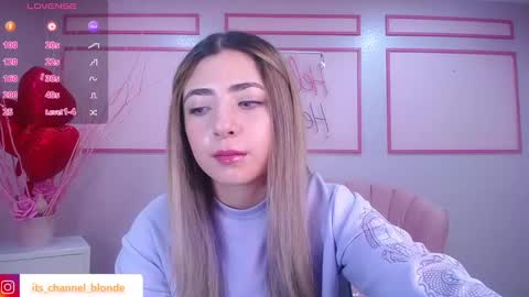 channel_blonde_a online show from 02/11/25, 04:56