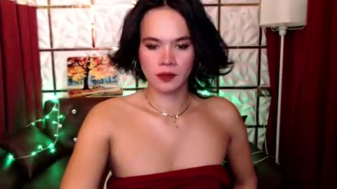 Snapshot of channel_maxine chatting on 06/18/26, 04:46 Rosette online show from 06/18/26, 04:46