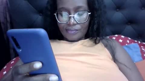 Snapshot of chantal99 chatting on 03/31/26, 04:40 chantal99 online show from 03/31/26, 04:40