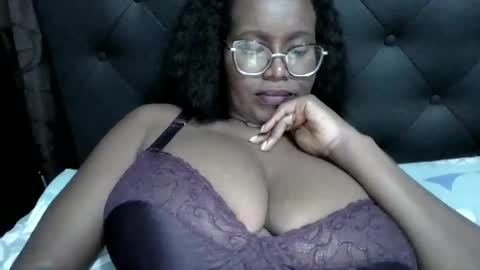 Snapshot of chantal99 chatting on 04/30/26, 10:58 chantal99 online show from 04/30/26, 10:58