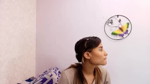 Raquel  online show from 09/22/25, 12:07