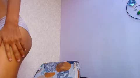 Raquel  online show from 11/07/25, 12:05