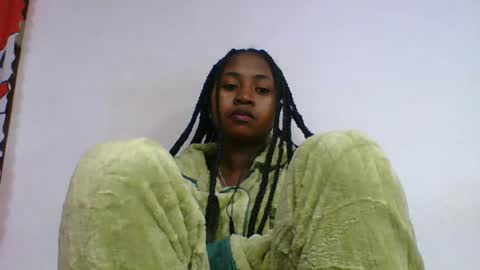 chantale483461 online show from 07/04/26, 06:25