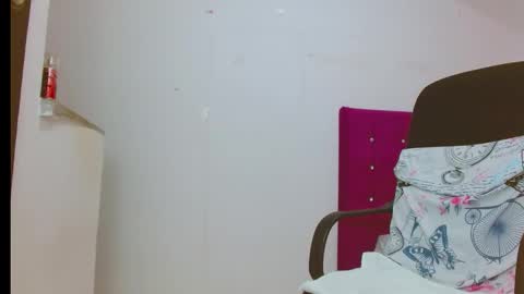 chantal sweety  and horny latina for u online show from 02/25/26, 02:05