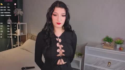 Amelia online show from 10/27/25, 11:47