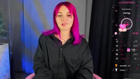 Suzanna Snow online show from 12/22/24, 04:06