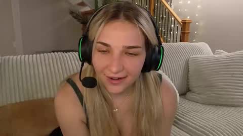 char  online show from 02/25/26, 01:26