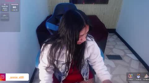 charis 2 online show from 10/28/25, 04:27