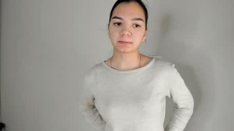 Snapshot of charitybergeaux chatting on 11/29/25, 06:38 MIchelle online show from 11/29/25, 06:38