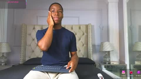 Snapshot of charlesbrown_ chatting on 05/02/26, 01:27 charlesbrown_ online show from 05/02/26, 01:27