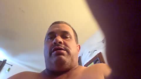 Snapshot of charlescalvin1970 chatting on 01/05/26, 08:23 Tough-n-out online show from 01/05/26, 08:23